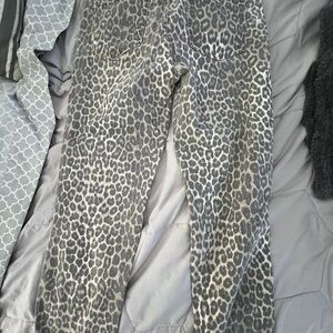 Joe’s Jeans The Callie High Rise Cropped Boot Leopard Print w/ Frayed Hem